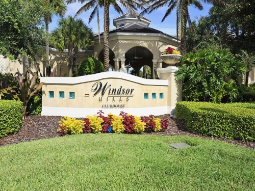Villa 7716 Comrow Windsor Hills